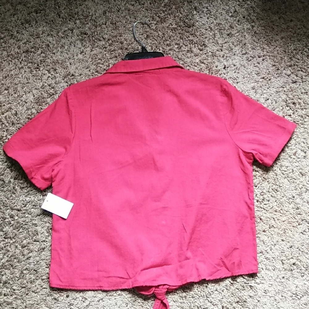 Top - Picture 2 of 2